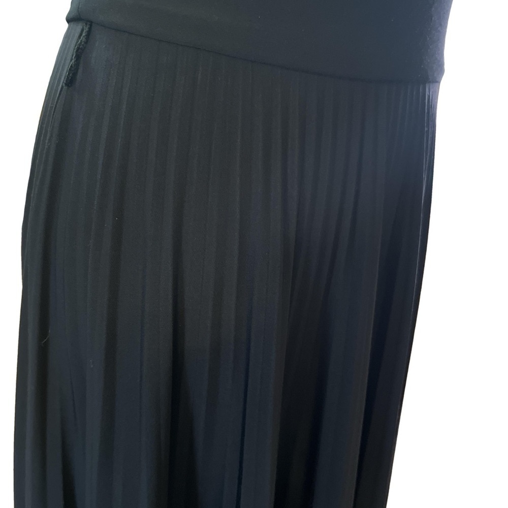 Little Black Dress White House Black Market Pleated skirt - Picture 4 of 6